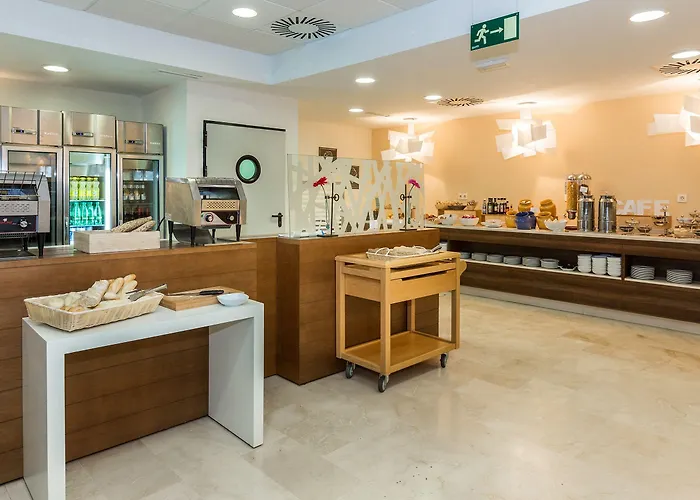 Ona Valle Golf & Aparthotel 4*