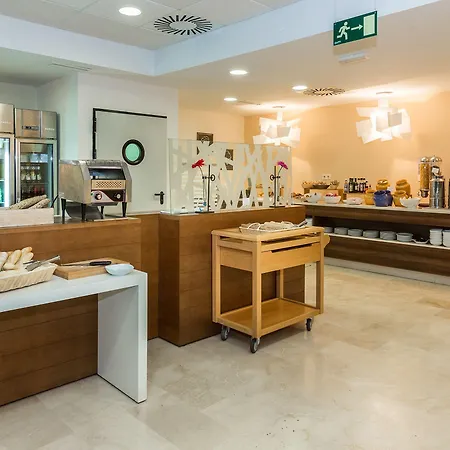 Ona Valle Golf & Apart-hotel 4*