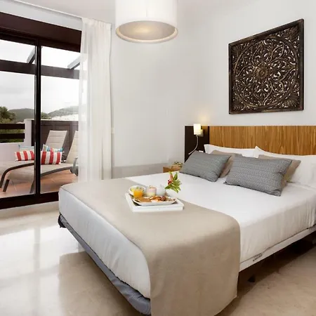 Ona Valle Golf & エステポナ