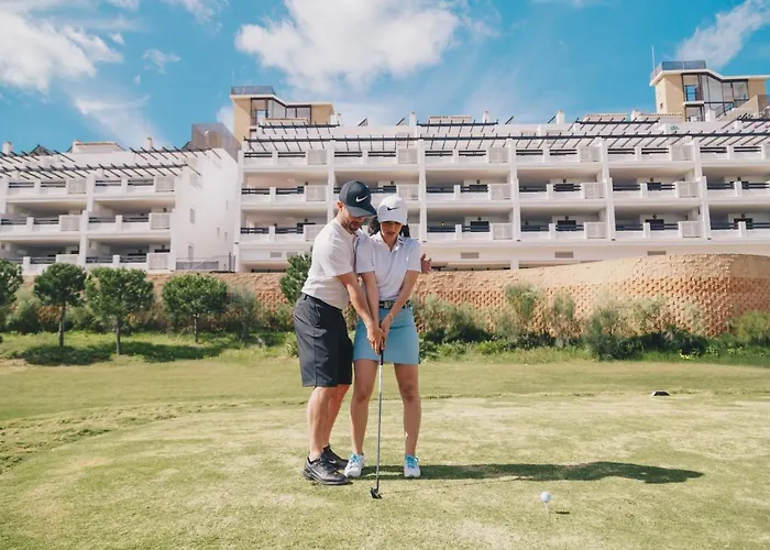 Ona Valle Golf & Aparthotel 4*