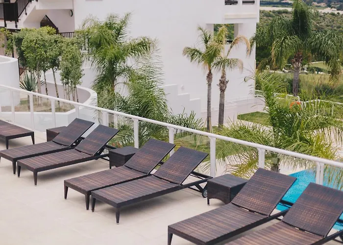 Ona Valle Golf & Aparthotel 4*