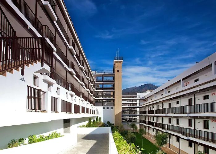 Aparthotel Ona Valle Golf & 4*